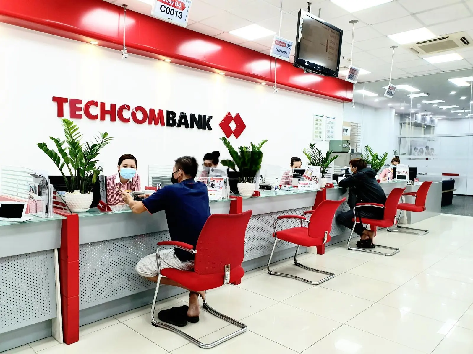 VIP! Nhà Mặt Phố Nguyễn Văn Cừ, Vị Trí Đẹp Cho Thuê 500 Triêụ/năm, 125M2, 3 Tầng, Mt 8m. Gía 56 tỷ.