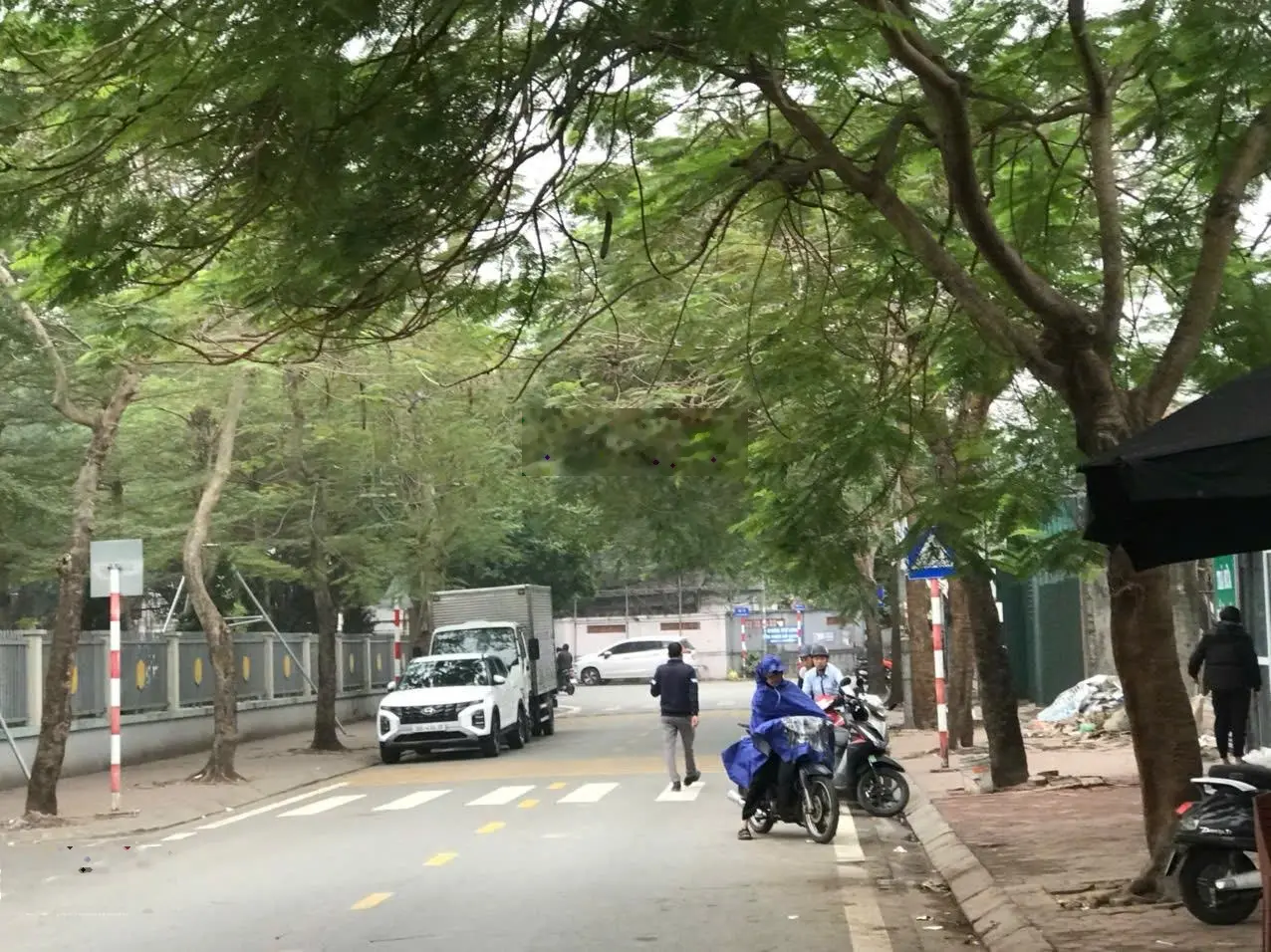Chị gái mình cần bán nhà riêng tổ 20 Làng Nha Thạch Bàn, DT 60m2, MT 5,1m, giá 7,8tỷ