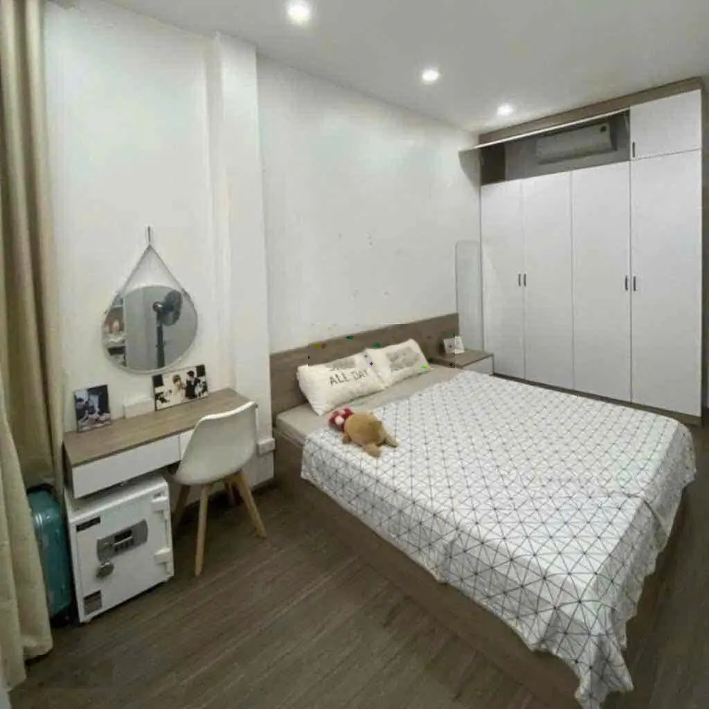 Mặt phố 16.8 tỷ, DT sổ 48m2, MT 3.4m, 4 tầng, Vỉa hè đá bóng, TÔ HIỆU, HÀ ĐÔNG