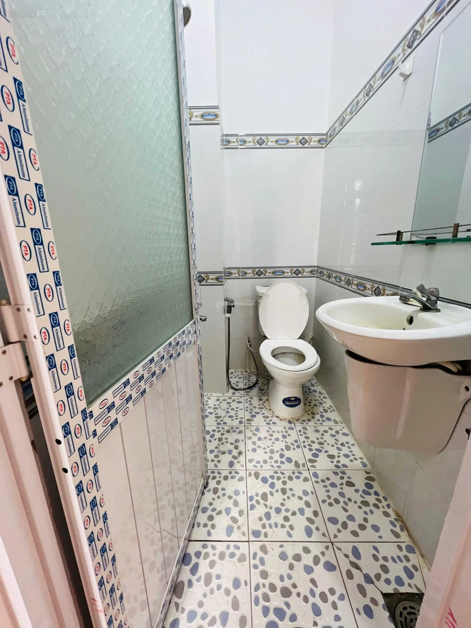 Bán nhà gấp - đường Liên Khu 4-5, Quận Bình Tân