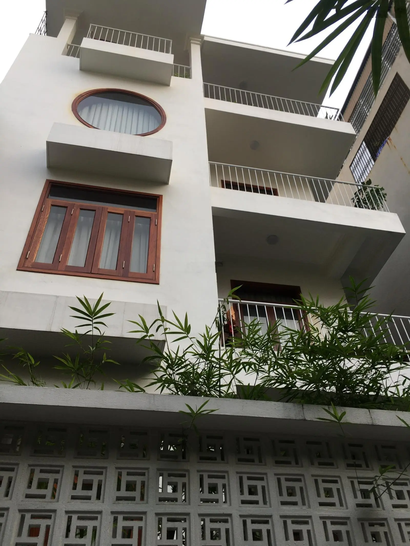 Bán nhà phố Nguyễn Công Hoan-Ngọc Khánh-60m2 - mặt tiền 6m-lôgóc - 3thoáng - ôtô tránh-kd - 17.8tỷ