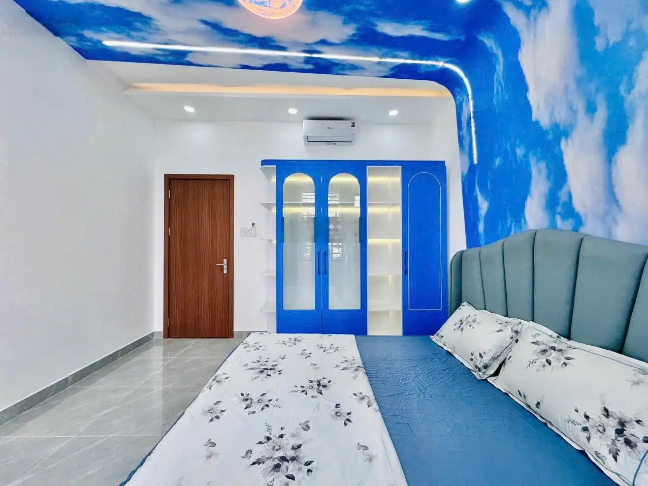 Chính chủ kẹt tiền bán nhà GIÁ 3TỶ550 Đ.Trần Não, Q.2. DT 60m2. HĐ thuê 16tr/tháng. Nhà 1T2L. SHR