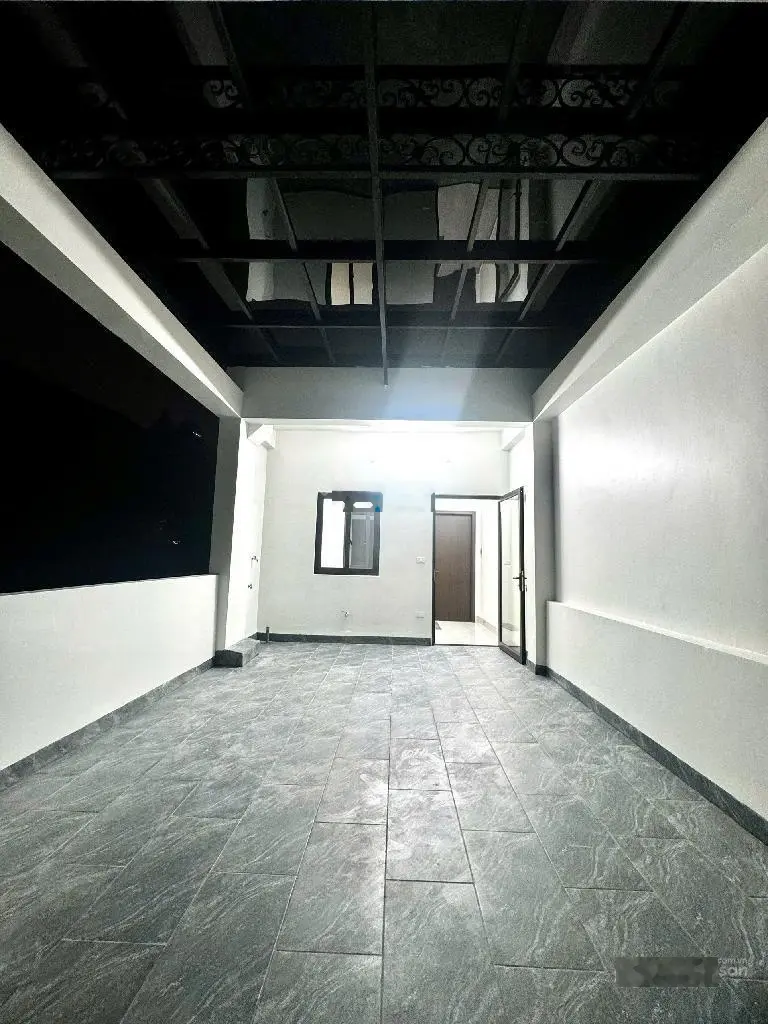 Bán nhà mới koong lô góc Long Biên full nội thất xịn - 200m trường QT bệnh viện Tâm - ở sướng