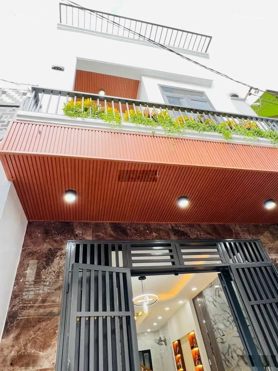 Bán nhà riêng tại Phường 2, Tân Bình, 2,8 tỷ, 56 m2, giá siêu hời , SHR , HD thuê 12tr