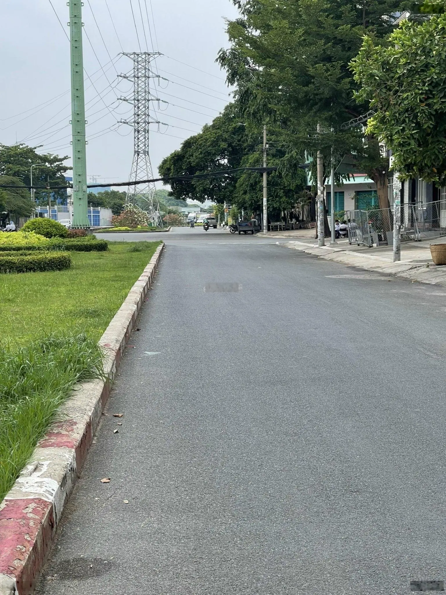 Mặt tiền đường Song Hành P10 Q6