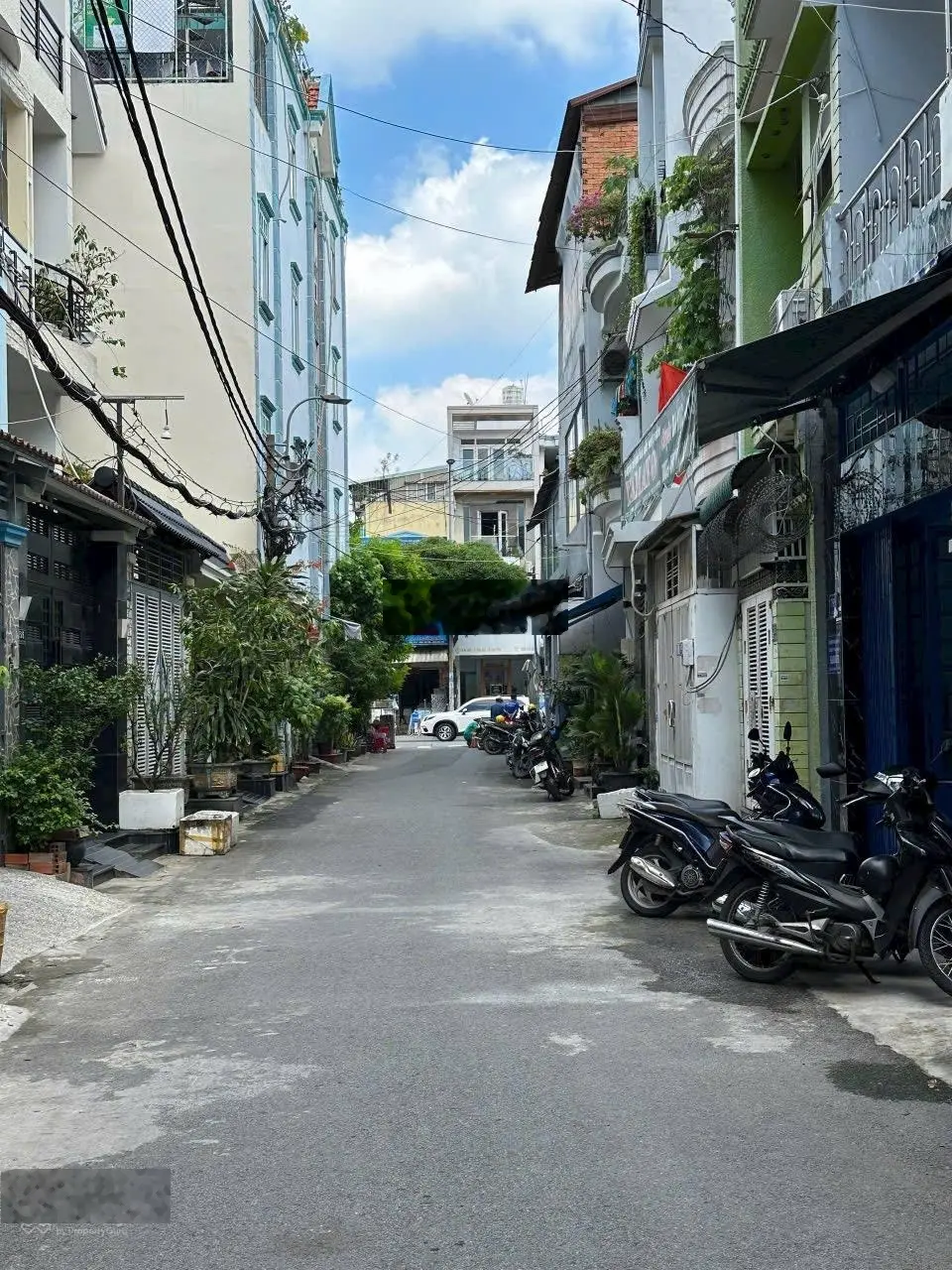 Bán nhà MT Gò Dầu Q. Tân Phú DT 4x27m = 1 trệt 3 lầu nhà mới đúc kiên cố giá 11 tỷ (Hàng hiếm)