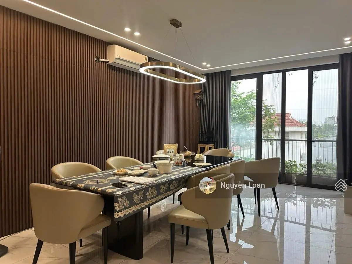 Sân vườn Bể cá Koi Biệt thự phố Tư Đình 120m2 đón cầu Trần Hưng Đạo LH 0333319937