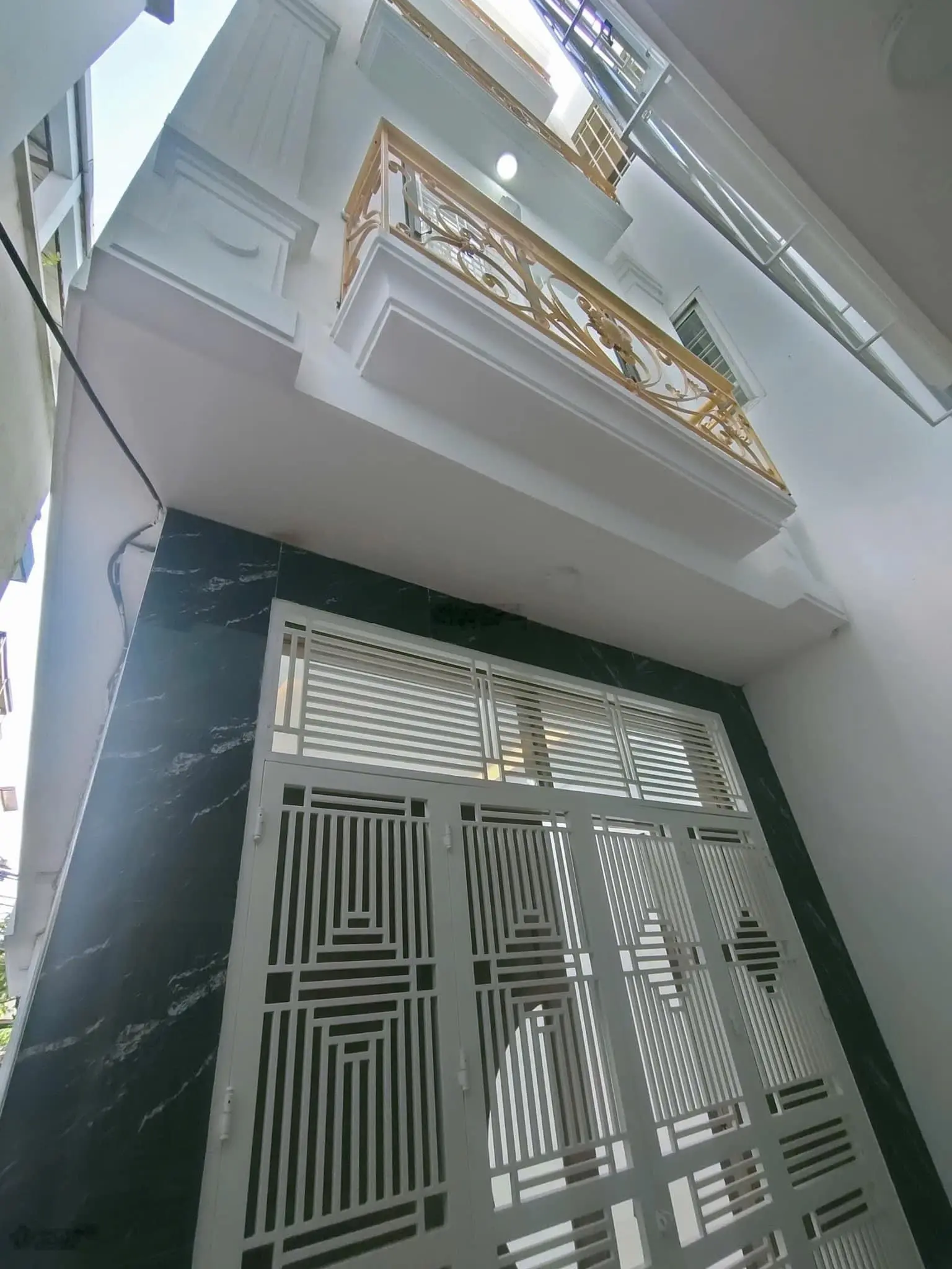 Chính chủ bán nhà 5 tầng thang máy, ô tô tại Văn Quán, Hà Đông. Giá 6,15 tỷ. Lh 0353 131 ***