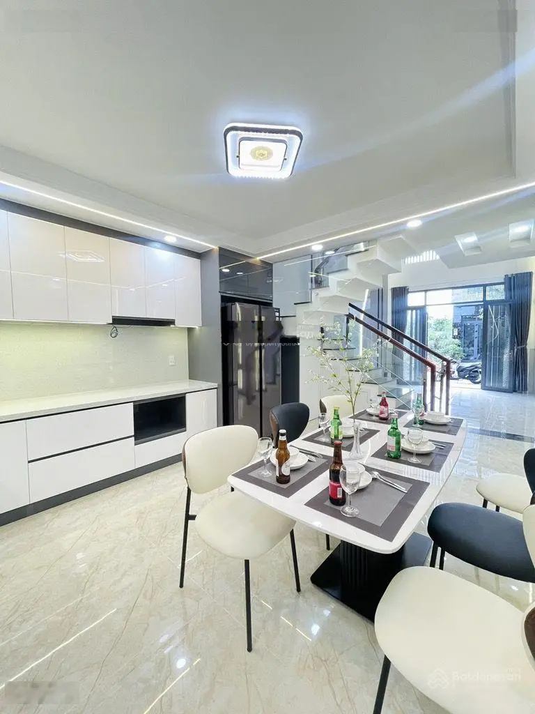 Bán nhà 2 tầng - ngay hoàng diệu 2 - linh trung - lê văn việt - 70m2 - nhĩnh 5 tỷ