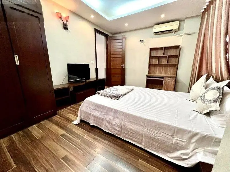 Chính chủ tôi cần bán tòa apartment 6 tầng thang máy lô góc đẹp ô tô đỗ cửa kd luôn full phòng