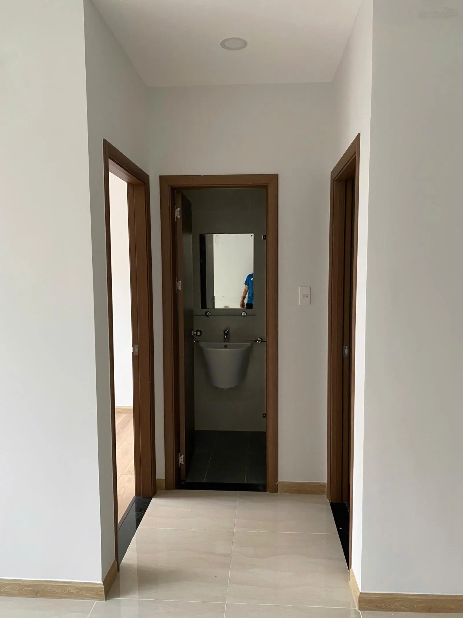 Bán căn 2PN1WC - Giá chỉ 1ty350 - Tầng trung - Bcons garden. Sổ hồng sẵn, Sang tên ngay