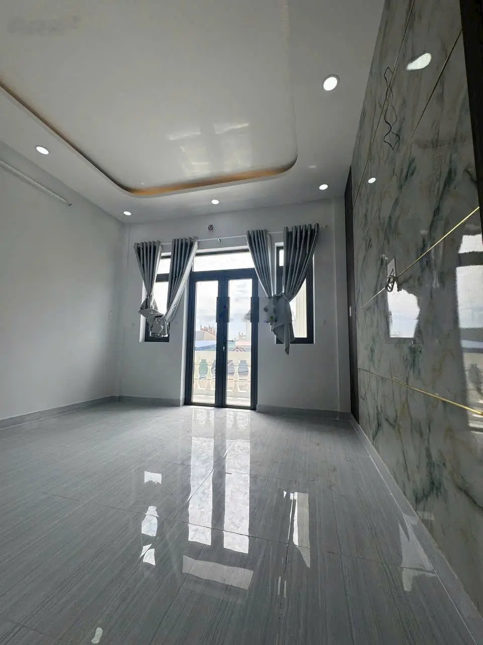 Bán gấp NR 5PN, 6WC, 47,8m2 tại Lê Hồng Phong, Q.5, HCM, nhà mới đẹp chủ để giá rất tốt