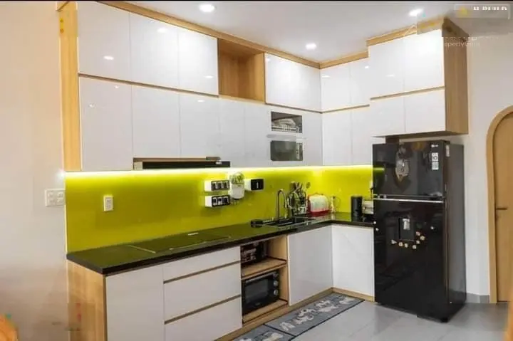 Bán nhà đẹp ở MT Đinh Đức Thiện, vị trí đẹp thuận tiện gần chợ Bình Chánh, SHR, DT 70m2, có bớt lộc