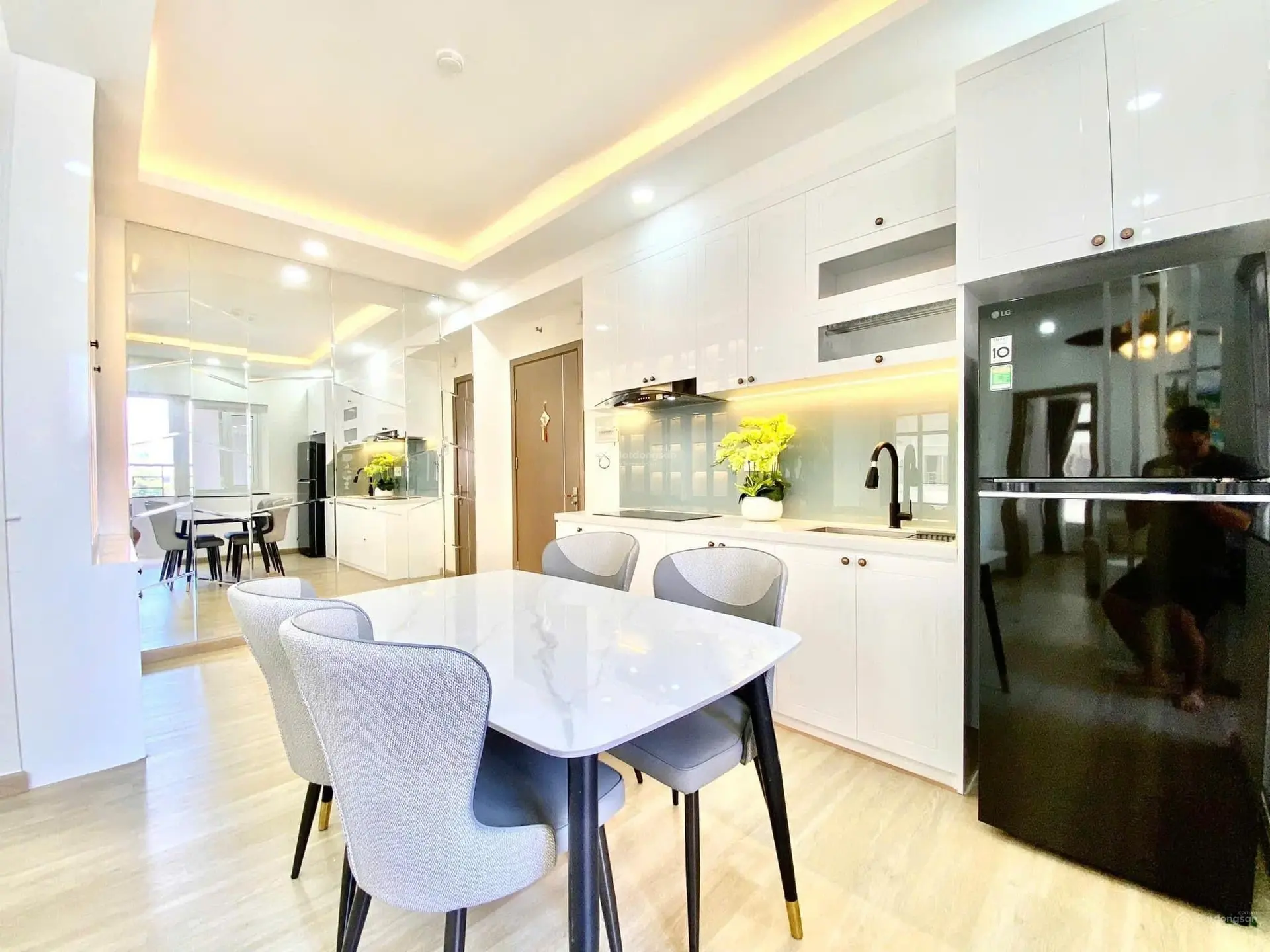 Bán căn góc Mường Thanh Viễn Triều, , Nha Trang, căn 520 toà 1B giá 2tỷ 280, 67m2, Full nội thất
