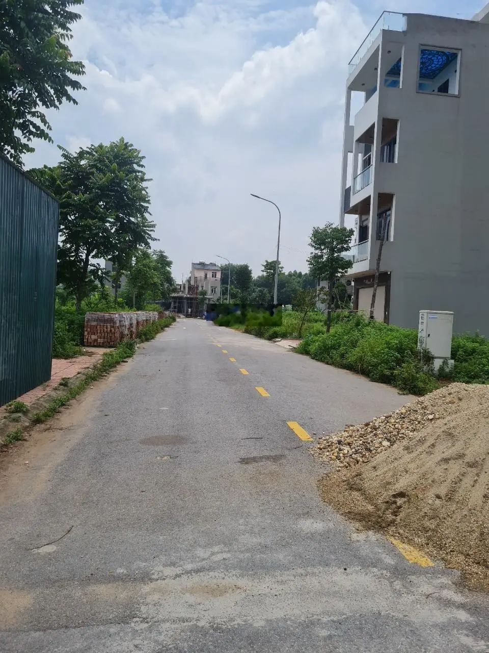 Bán đất Đa Mai - Tp Bắc Giang. 90m2, Mt 5m. View CVCX. Giá 1tỷ 780tr
