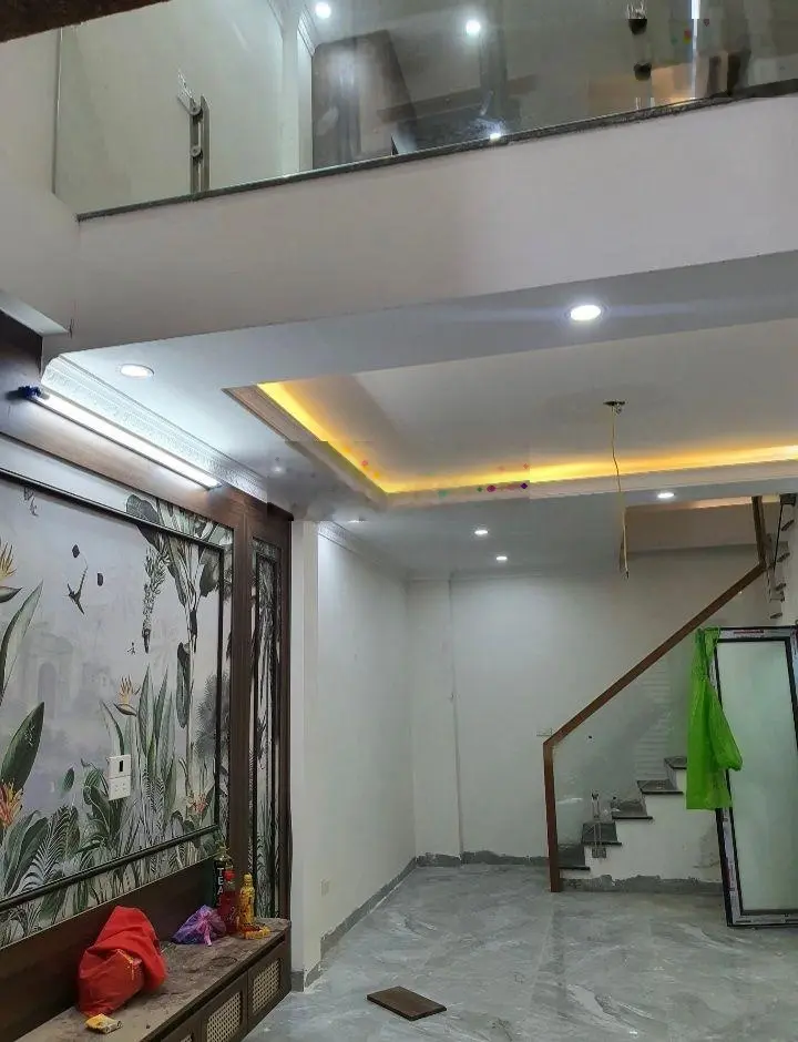 Chính chủ bán nhà 5 tầng mới đẹp, hiện đại khu ô cách - ngô gia tự long biên