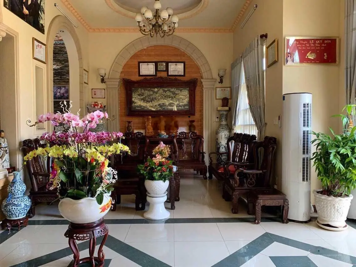Bán căn biệt thự 1 trệt 1 lầu mới khu Á Châu