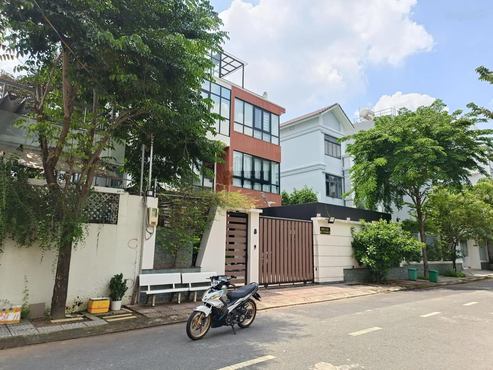 Đất biệt thự đường Số 3 Garden Home Hiệp Bình Phước, Thủ Đức 450m2 84tr/m2 vách vạn phúc City