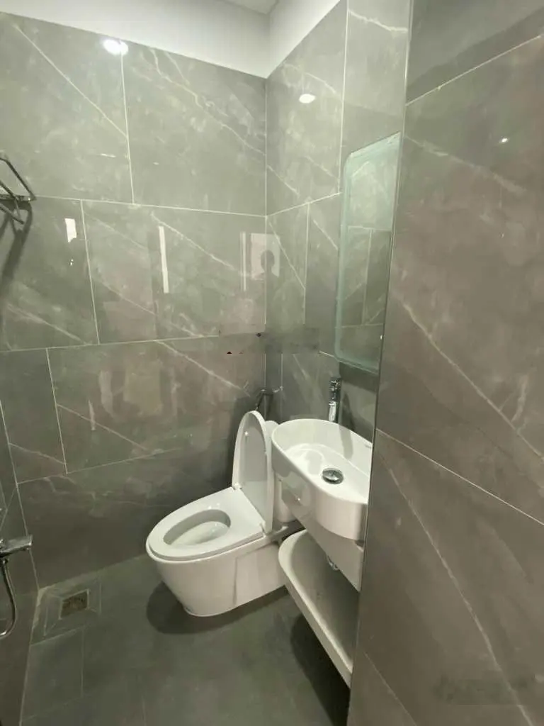 Bán nhà mặt tiền Trần Văn Kiểu khu Bình Phú (4 * 18m) 4 tầng mới 5PN hoàn công đầy đủ, chỉ 12,2 tỷ