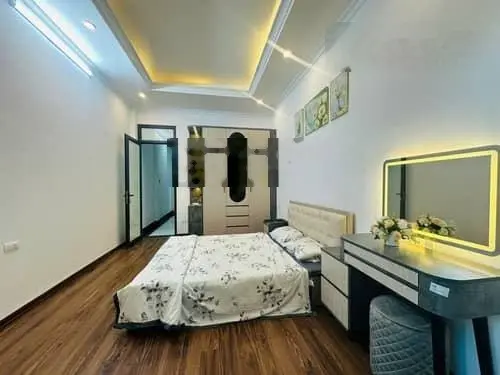 Bán nhà riêng 40m2 tại Minh Khai, 7,78 tỷ, 4PN, 3WC, giá ưu đãi siêu hot