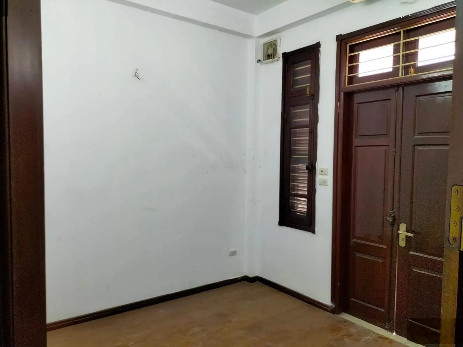 Bán nhà Ngọc Khánh, Ba Đình, ô tô tránh, kinh doanh, 2 thoáng, 100m2 4T, giá 17.3 tỷ