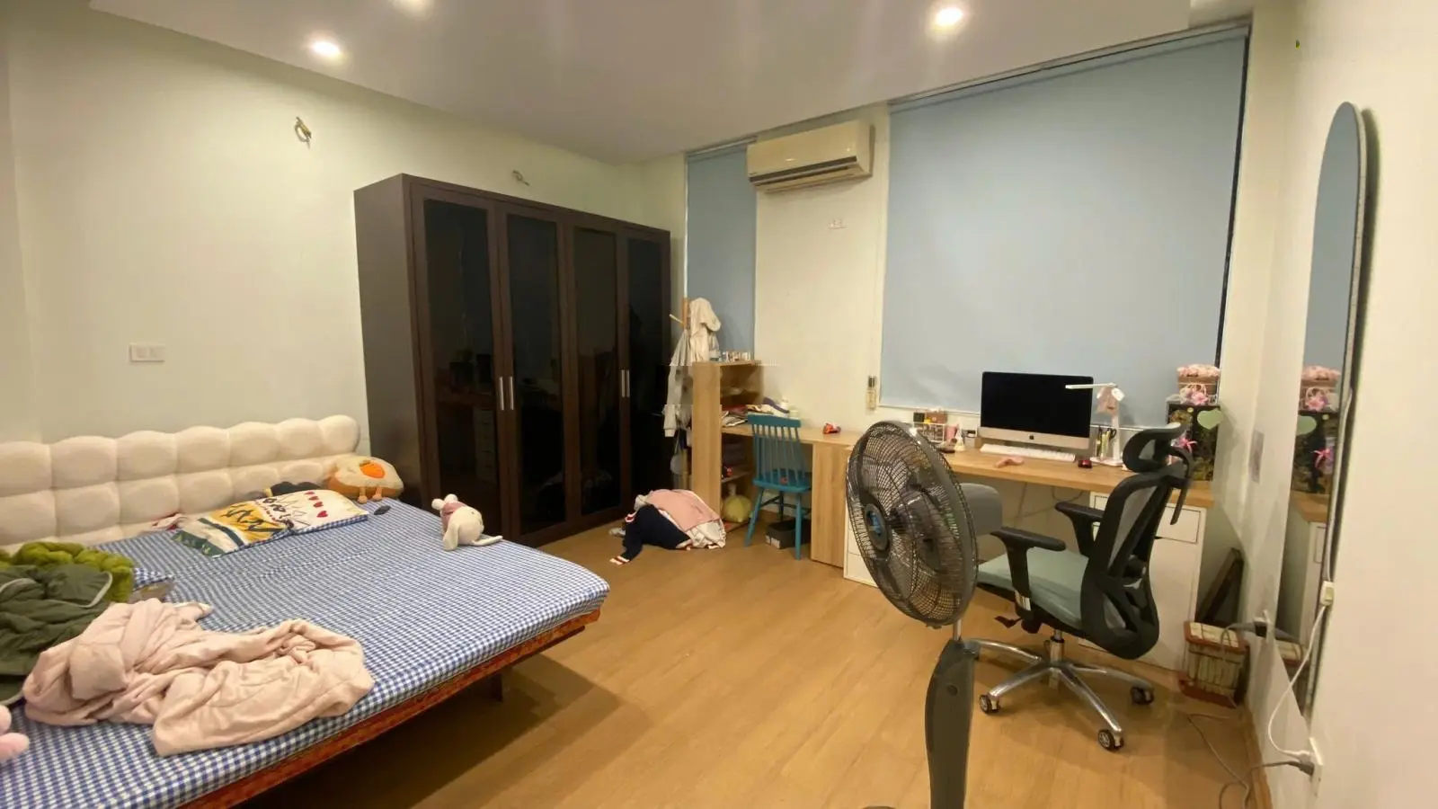 Bán rẻ nhà liền kề KĐT Văn Quán - Hà Đông, dân xây, ô thang máy, DT 90m2, 5 tầng, MT 4,5m. 19,5 tỷ