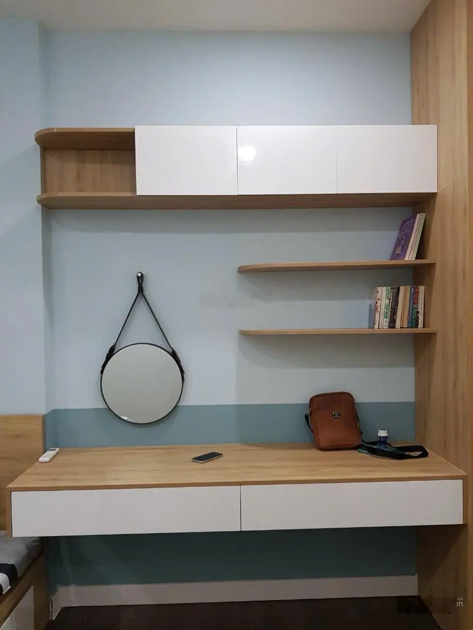 Cần tiền bán nhanh căn hộ 2PN-2WC The Sụn Avenue giá tốt nhất. LH: 0909 024 ***