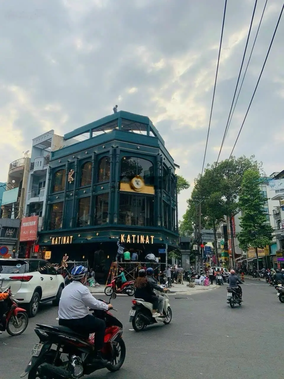 Hiếm bán nhà góc 2 mặt tiền Trần Quang Khải - Q1, DT: 15x18m, 4 tầng, HĐT: 350tr, giá: 72 tỷ