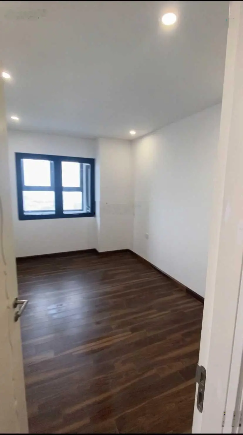 Bán căn hộ 2PN 72m2 giá 3,3 tỷ tại trung tâm KĐT Việt Hưng có sổ - hỗ trợ vay miễn lãi 18 tháng
