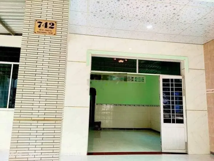 bán nhà vườn 237m2 , 2 phòng ngủ ,lộ ô tô xã phú hưng , tỉnh bến tre