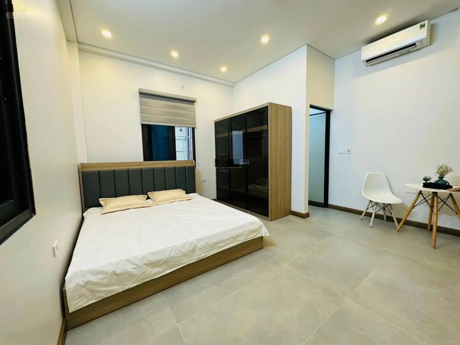 Bán gấp tòa CCMN Cầu Giấy, giá đầu tư, dòng tiền khủng, 220m2 39 Phòng 3X tỷ, hiện đại, gần phố.