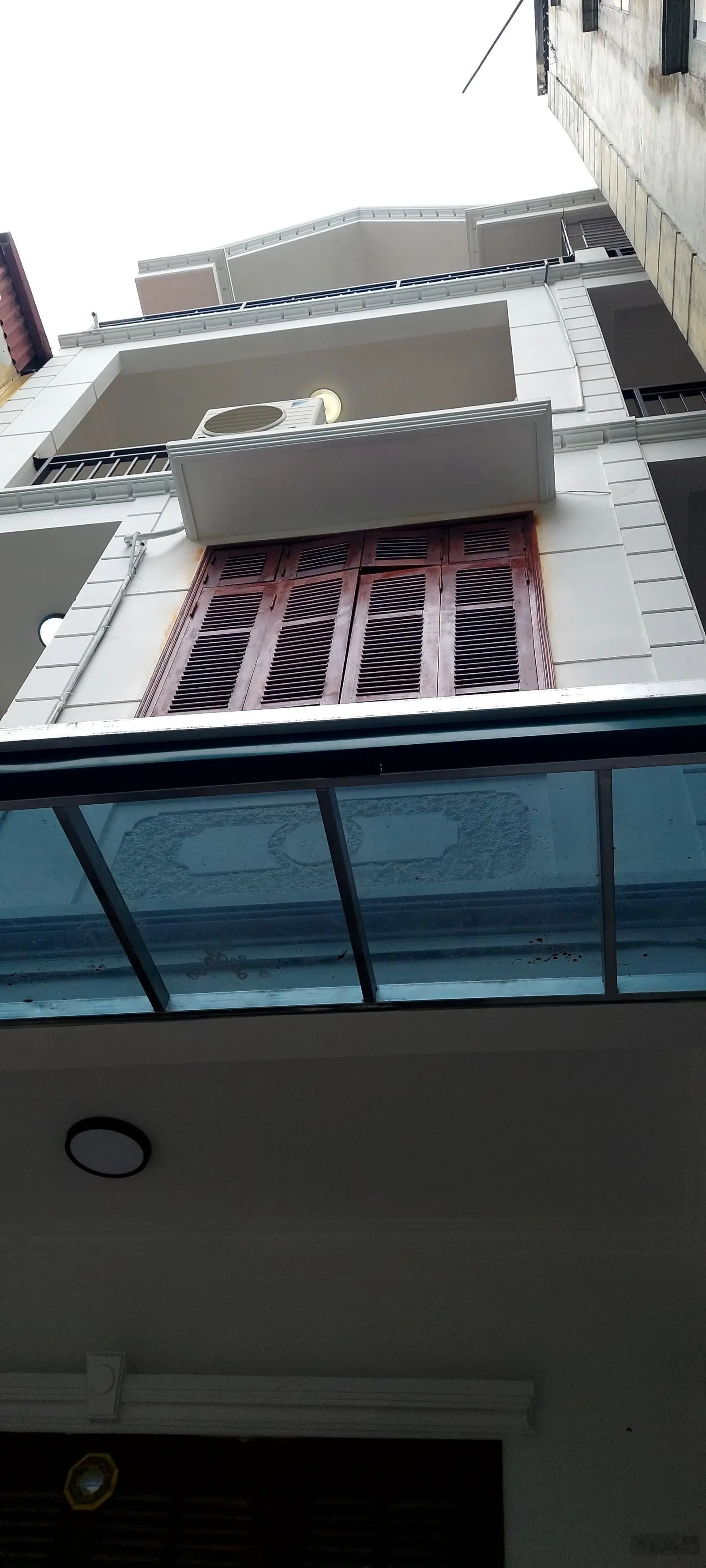 Bán gấp nhà 5 tầng phố Nguyễn Văn Tuyết, Đống Đa