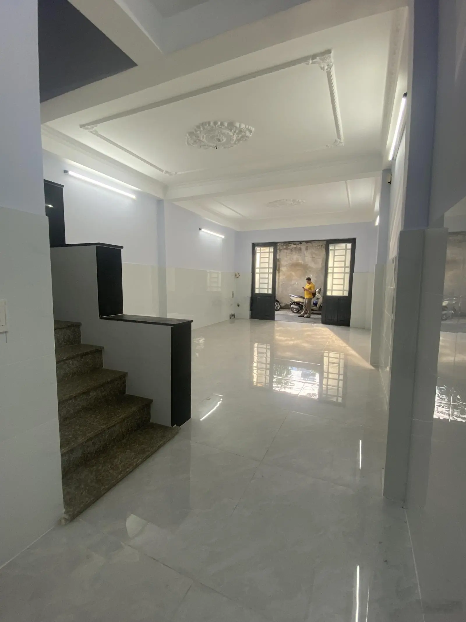 Bán Nhà Riêng đẹp tại Quốc Lộ 13, 5,6 tỷ, 57,3m2, 3PN, 3WC, hướng Tây Bắc