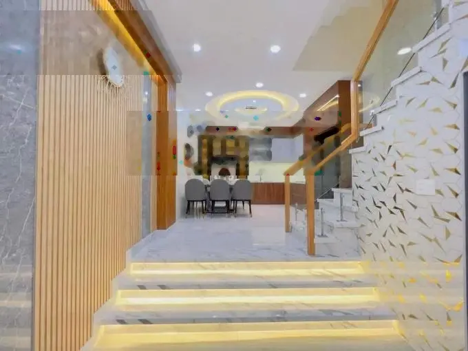 Bán gấp nhà Trần Tuấn Khải-P5-Q5 đang cho thuê 23tr/th nằm gần khu chợ Hoà Bình. DT 67,6m2/ 3tỷ770