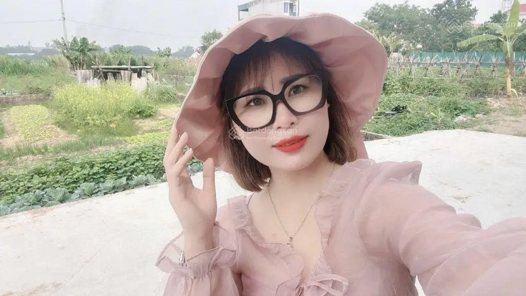 Bán gấp mảnh đất cực đẹp mặt tiền rộng ,ô tô tránh ,gần hồ 3,5tỷ ở nguyên khê ,đông anh