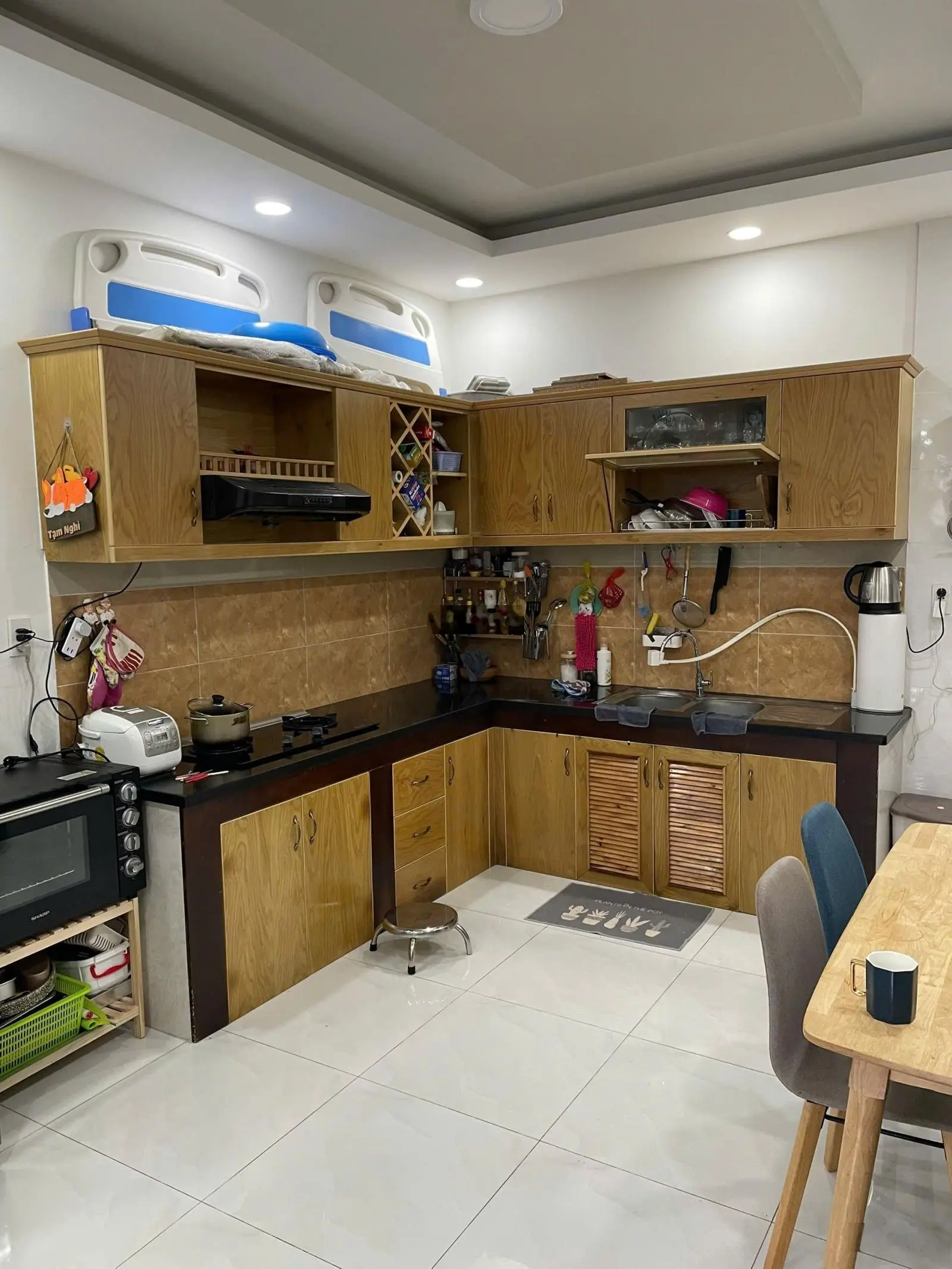 Bán nhà trệt lầu đường 385 Tăng Nhơn Phú A, Quận 9 - 2PN, hướng Đông Nam