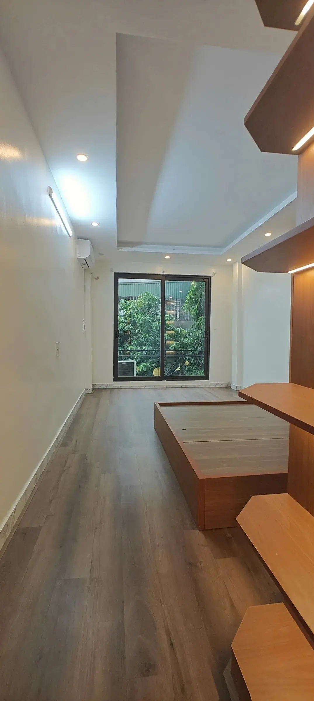 Bán nhà phân lô - Nam Dư - vị trí đẹp - thoáng sáng - full nội thất - 38m2 X 5T - Hơn 5 tỷ