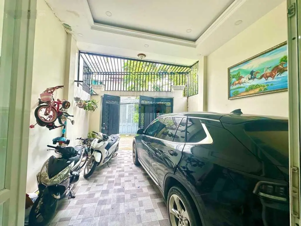 Bán nhà thủ đức, 5 x 14 cạnh KĐT Vạn Phúc City, 4 tầng, nhỉnh 8 tỷ.