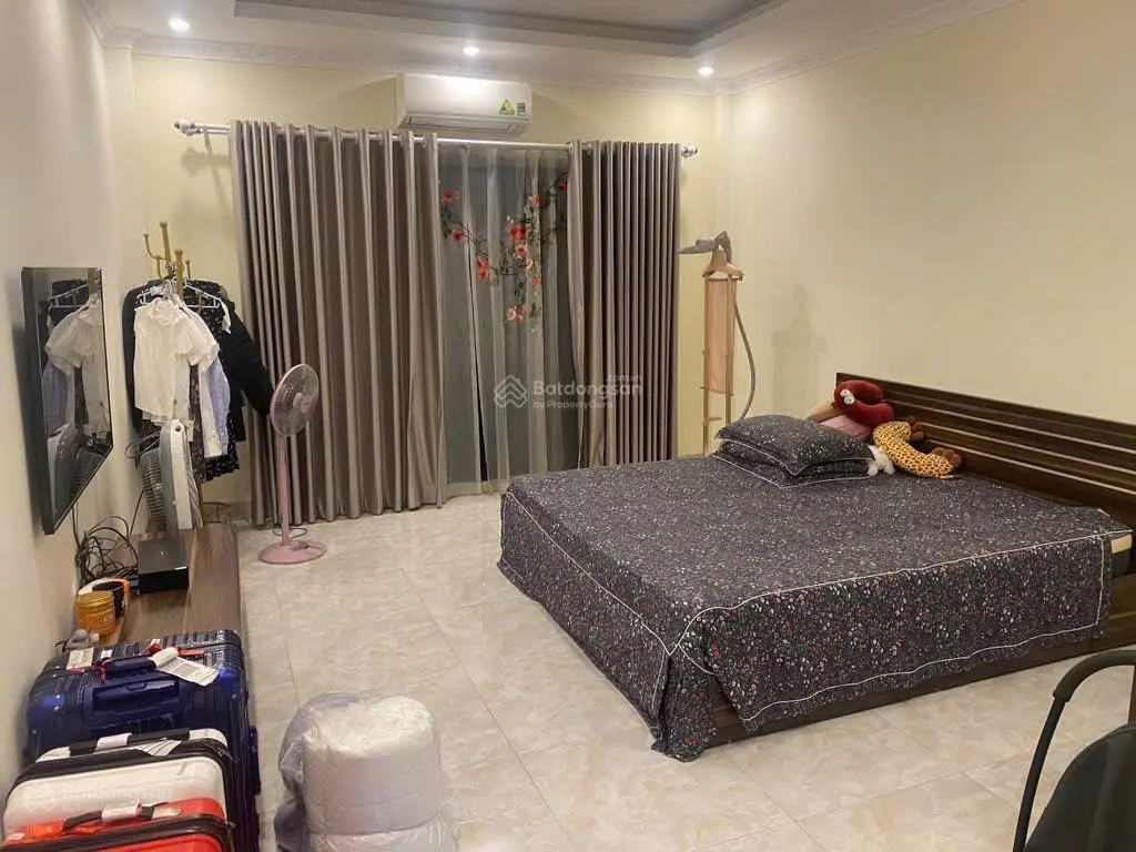 Bán nhà phố Hồng Tiến Long Biên - 6 tầng thang máy - gara ô tô - full nội thất tiền tỷ
