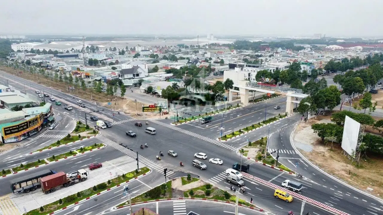 Mua Đất Tặng Nhà Kiot - Diện Tích 150m2 - Giá 1Ty350 - SHR