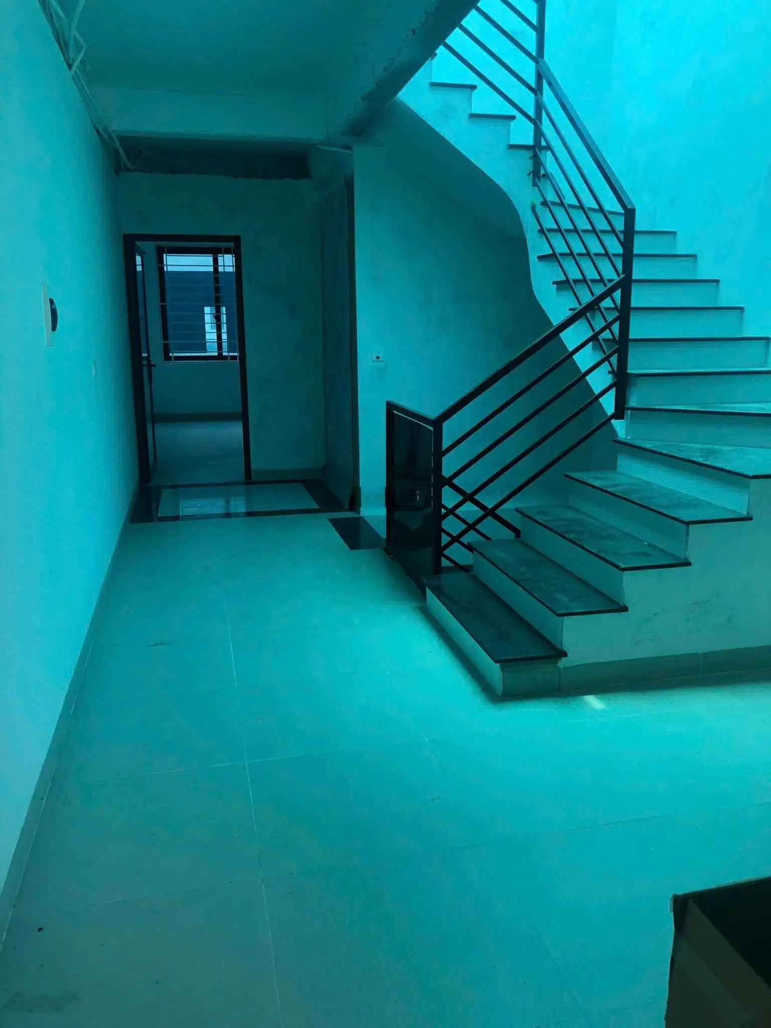 Liền kề C61 Geleximco 3,5 tầng 80m2 đã hoàn thiện. Gần siêu thị Aone Mall. Sổ đỏ chính chủ