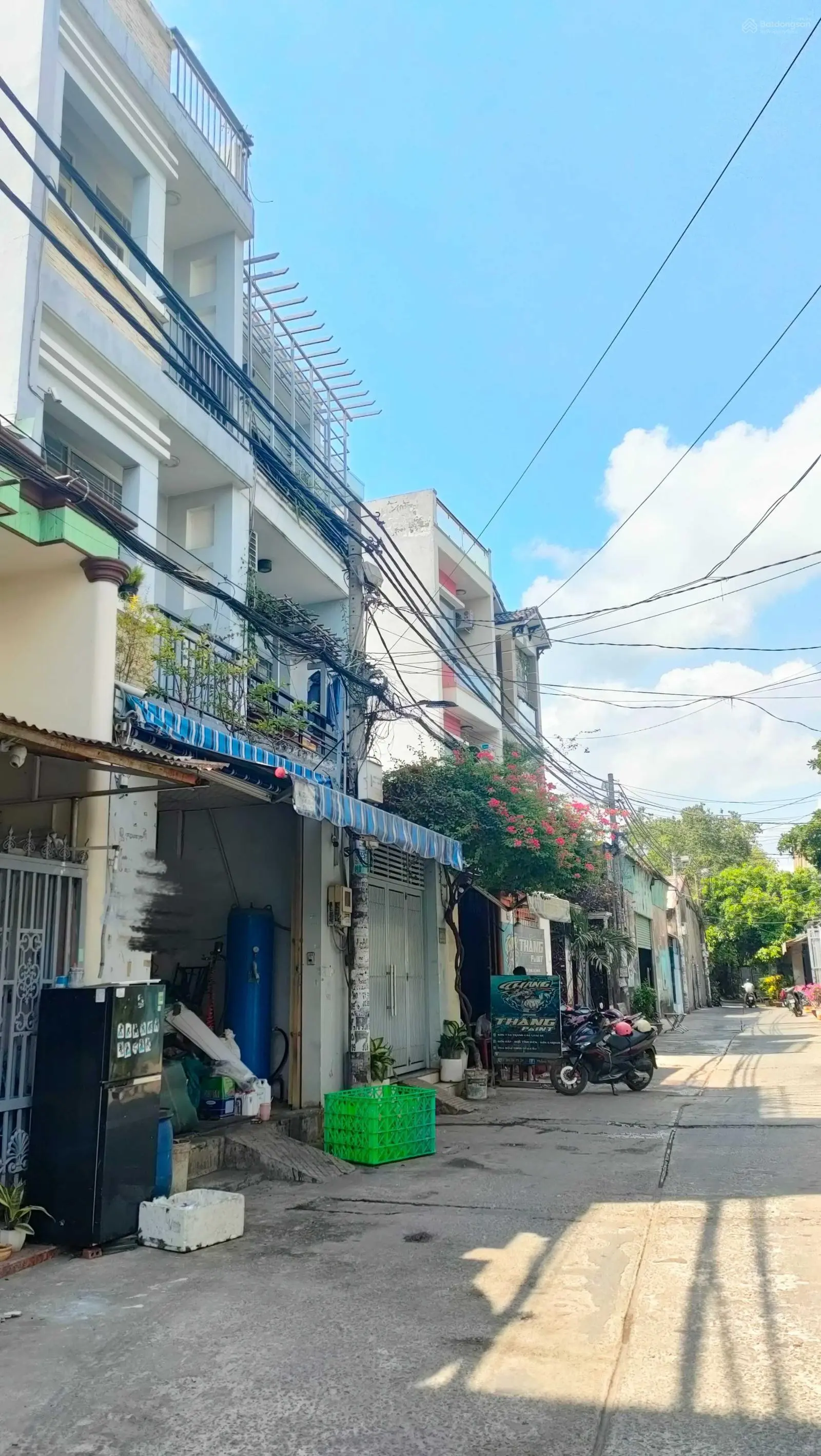 Bán nhà đường Ao Đôi - 4 tầng lầu sân thượng - sổ hồng hoàn công - hẻm xe tải thông 4,8 tỷ TL