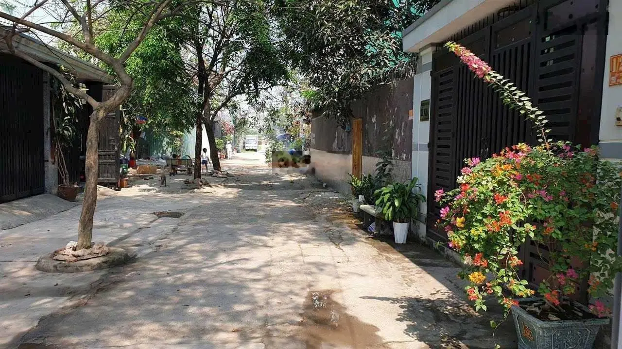 Nhà xã bà điểm hóc môn Nhà 1 lầu 4PN gần đường phan văn hớn , chợ đại hải