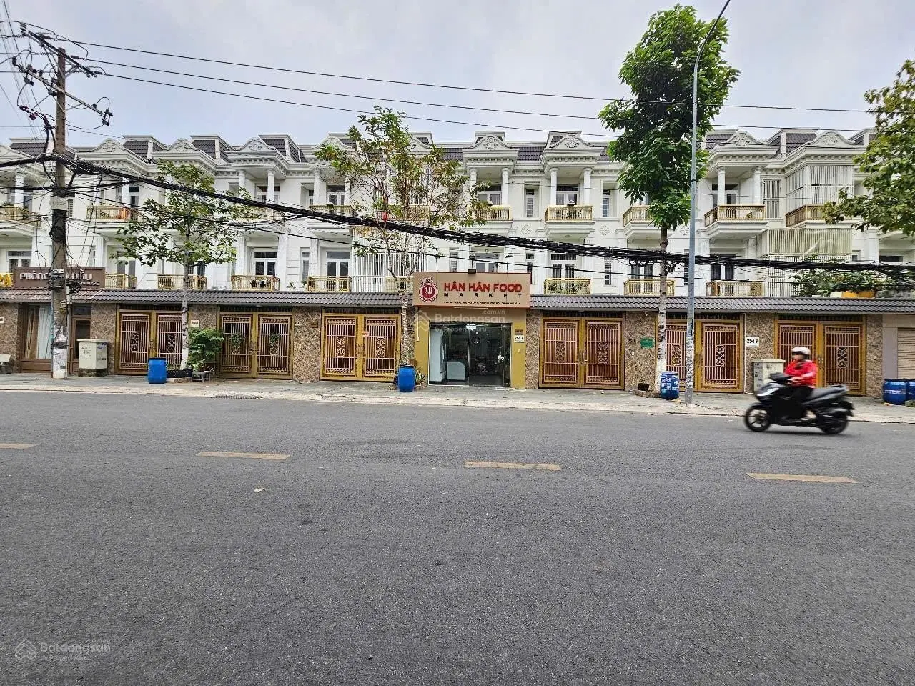 Cần bán MT Võ Thị Sáu, P. Đông Hòa, khu vực kinh doanh vip. Hiện đang cho thuê. Thổ 130m2