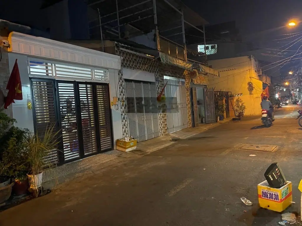 Mặt tiền hiếm cạnh Bến Xe Miền Tây thông Lý Chiêu Hoàng - DTSD gần 100m2 (3,8x26m) - nhà cấp 4 mới