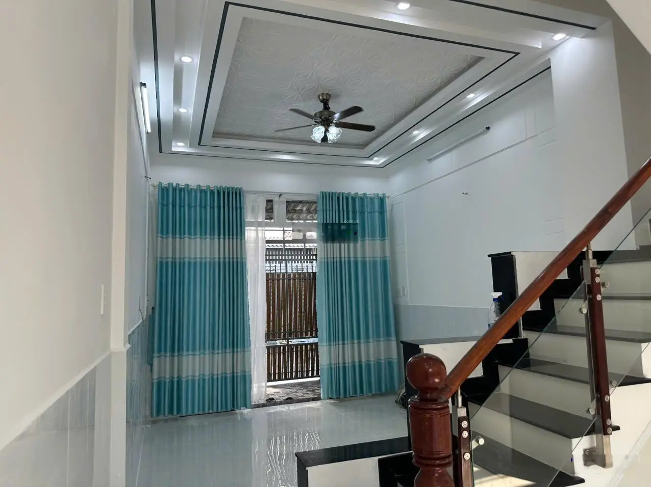 Mua nhà đón tết , căn nhà mới 2 lầu rộng rãi ngay Hoàng Anh Gia Lai