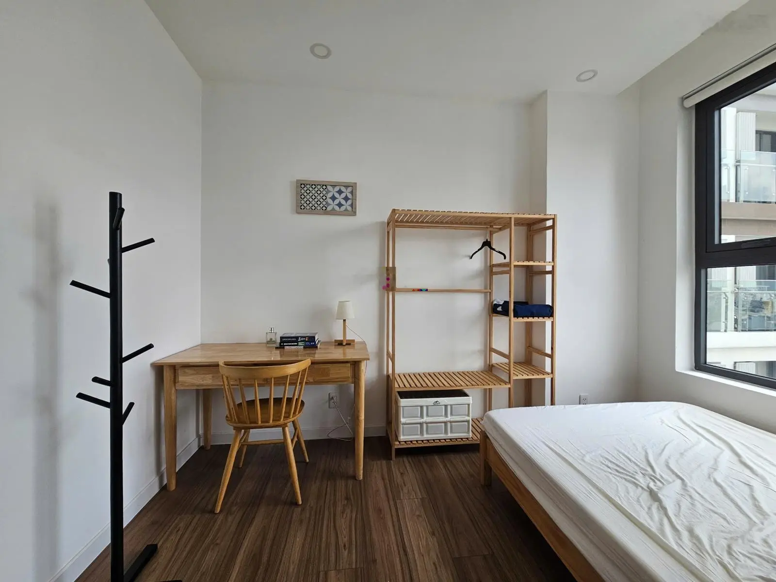Bán nhanh CH DLusso 2PN 2WC giá 4,1 tỷ. Thiện chí thương lượng, ưu đãi tháng. LH: 0911 850 ***