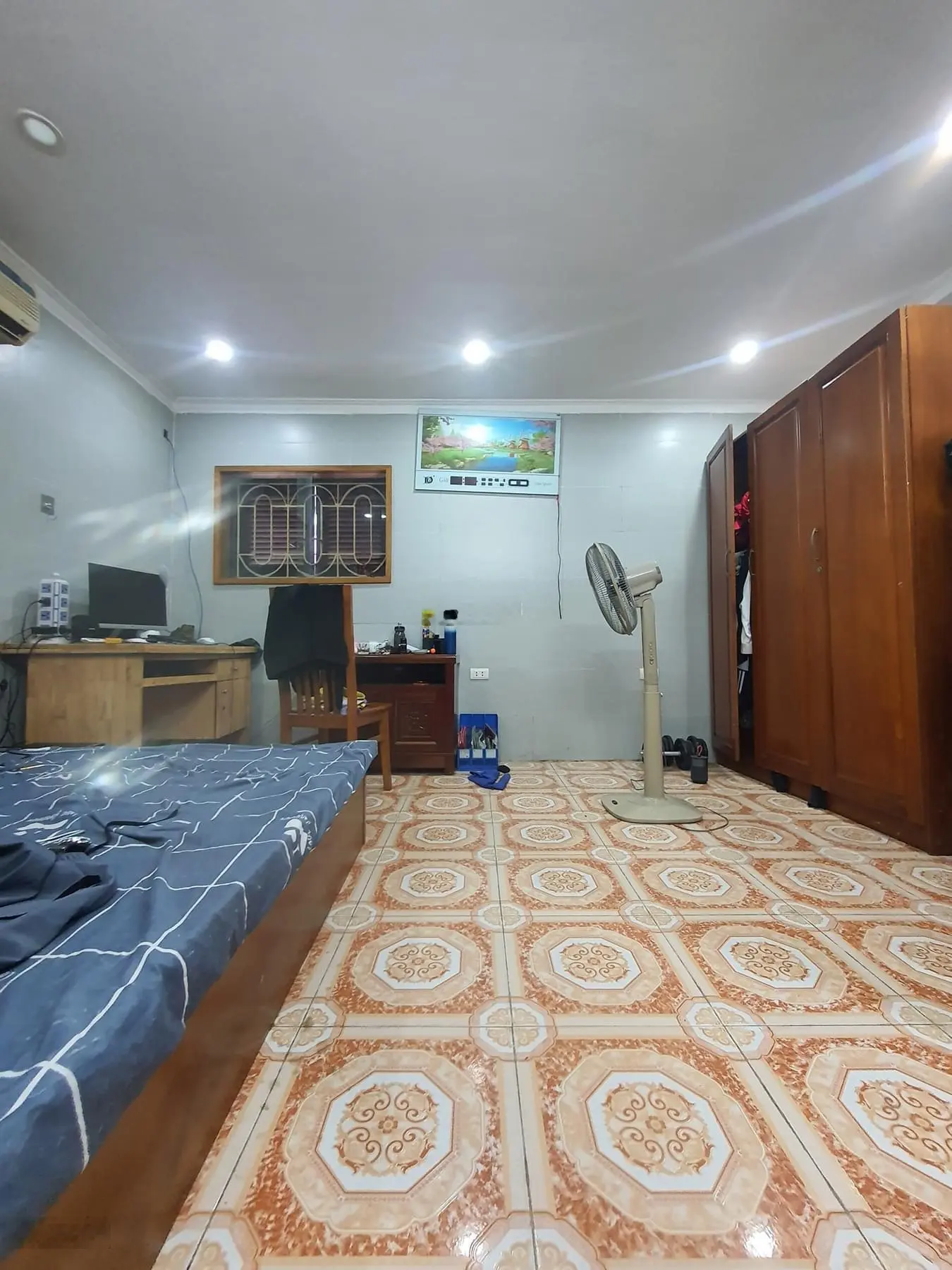 Quá Hiếm ! Nhỉnh 3 Tỷ , Bán Nhà Âu Cơ Tây Hồ - 32M - 15M Ô Tô - Quy Hoạch Ổn Định - Sổ Vuông Đẹp