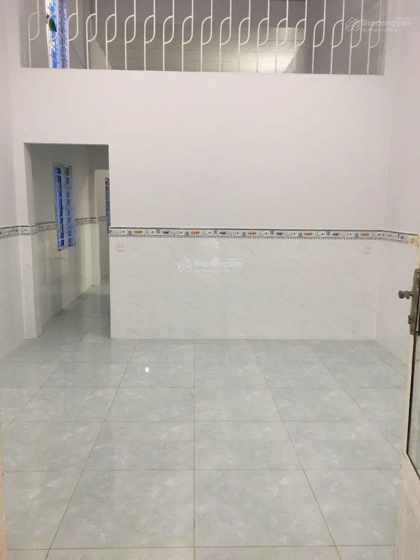 Chính chủ cần bán gấp căn nhà cấp bốn có gác 4mx17m