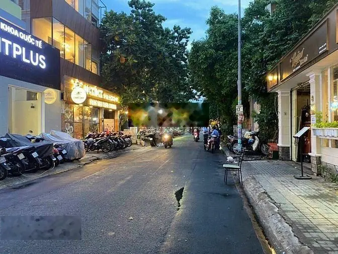Bán biệt thự HXH 69 Nguyễn Gia Trí, 36,5 tỷ, 160m2, view đẹp, pháp lý đầy đủ,góc 2 mặt tiền